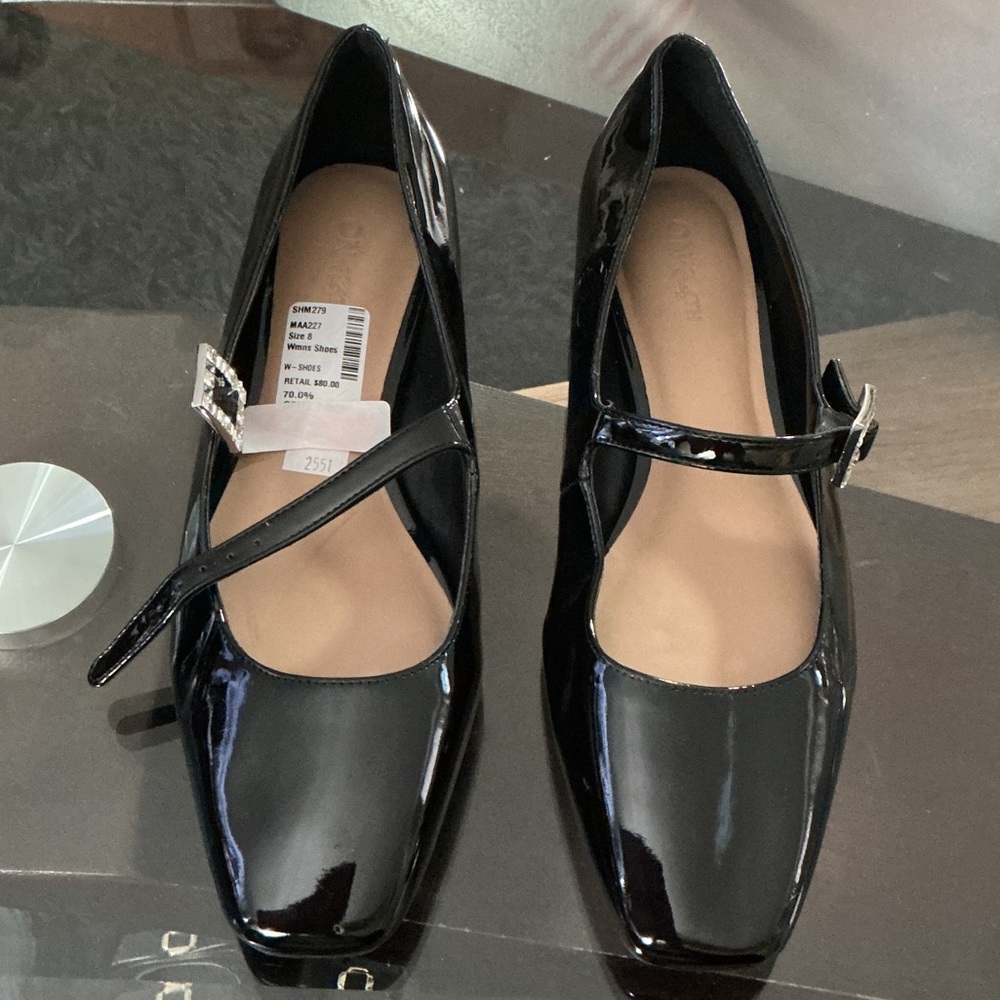 Black Patent Mary Jane Flats